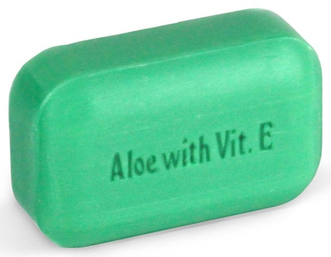Barre de savon à l'aloe vera et à la vitamine W par The Soap Works 