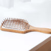 Brosse à cheveux en bambou par BKIND