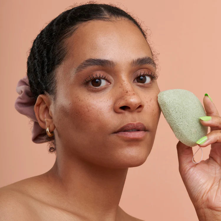 Brightening Konjac Sponge - Green Tea by BKIND